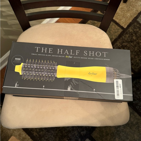 NIB Drybar The Half Shot Round Blow-Dryer Brush - Picture 9 of 14